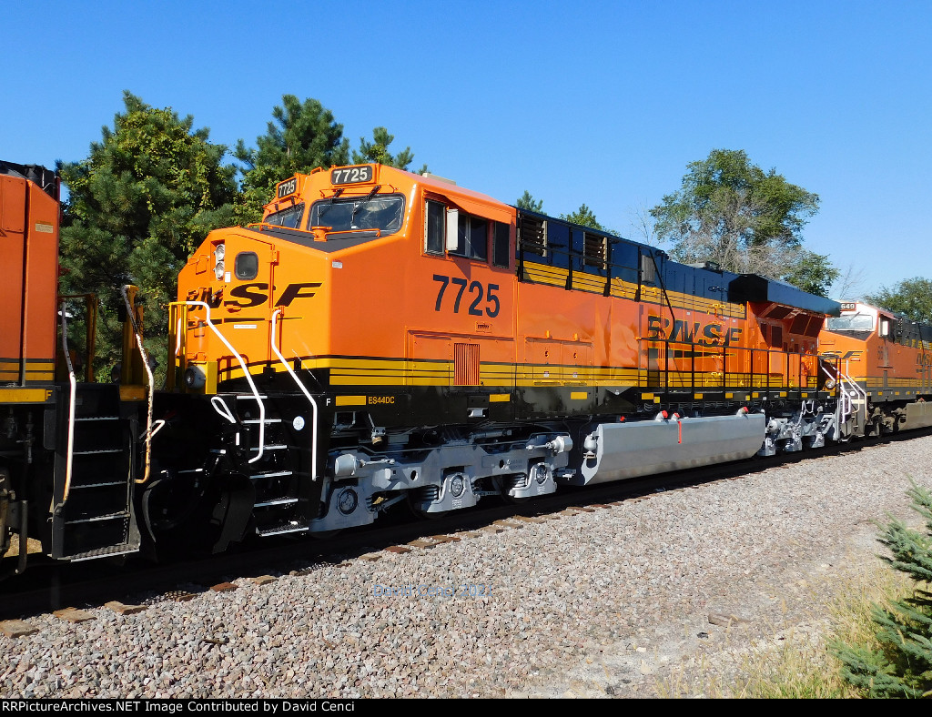 BNSF 7725